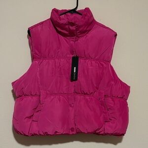 Fashion Nova Cropped Puffer Vest